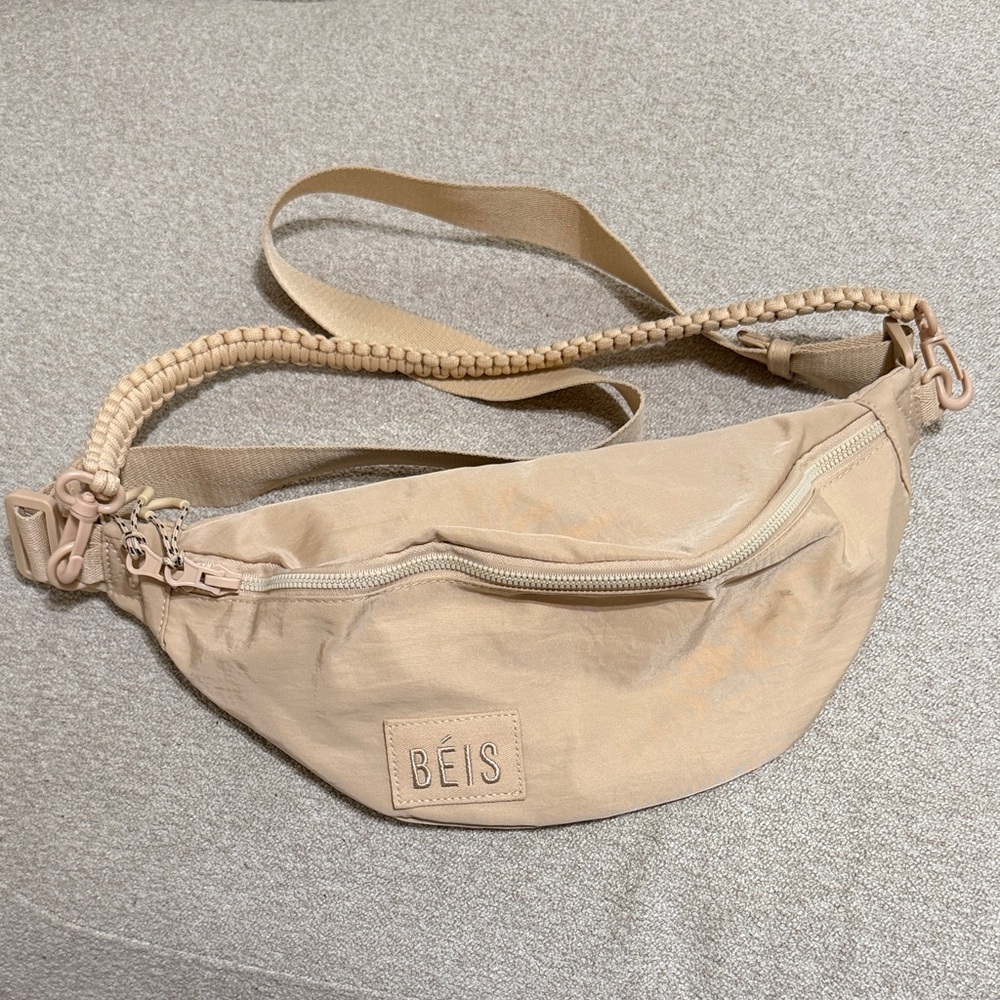 BEIS The Sport Pack in Beige - Travel Fanny Pack